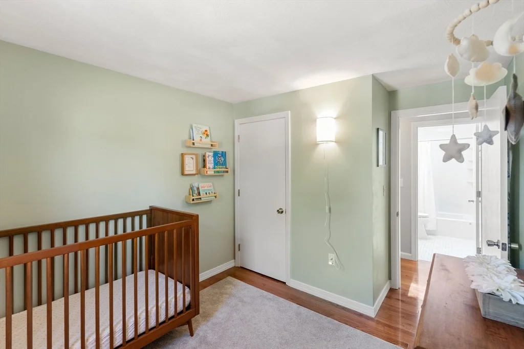 Photo of 21 Michigan Drive