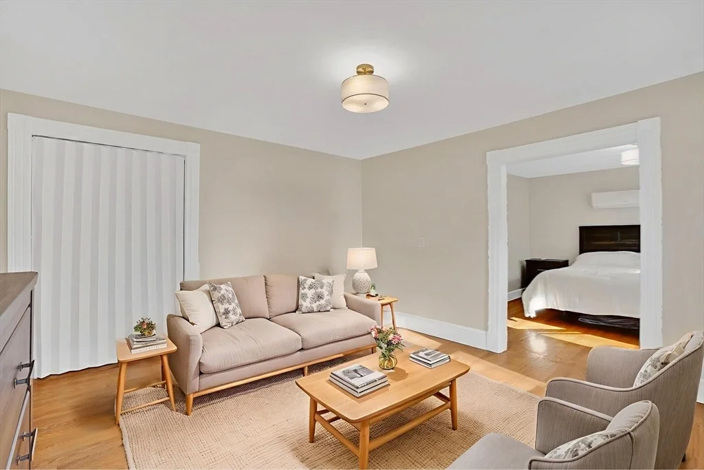 Photo of 264 Sumner Ave