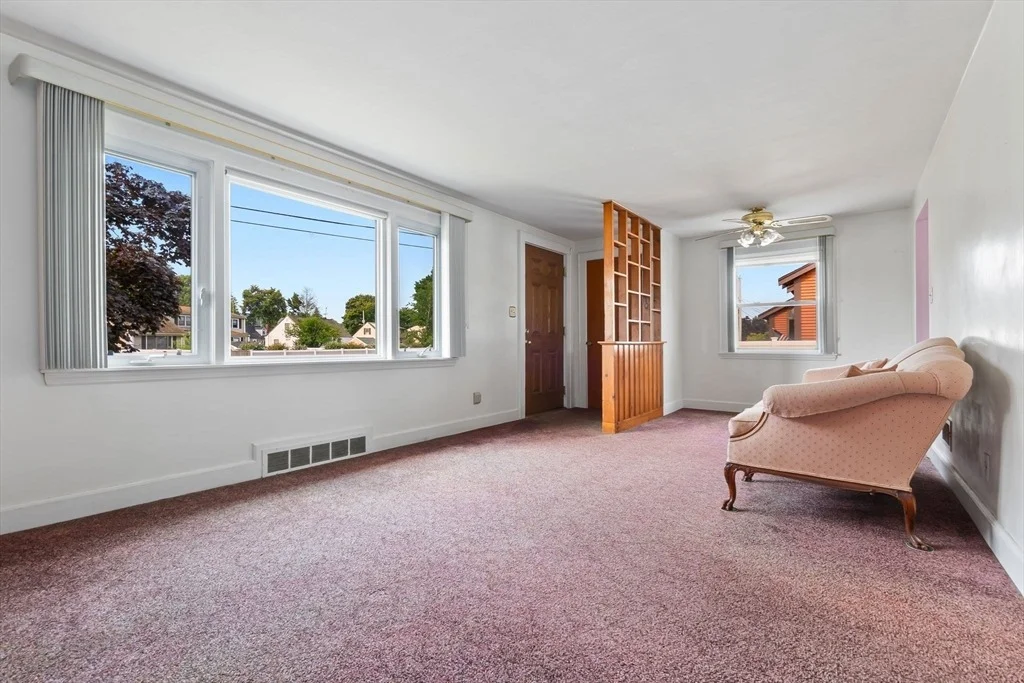 Photo of 30 Macarthur Blvd