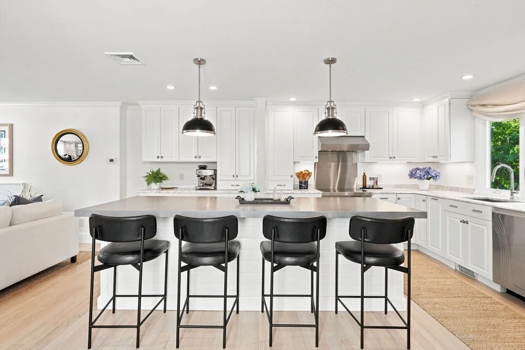 Photo of 5 Leslie Cove
