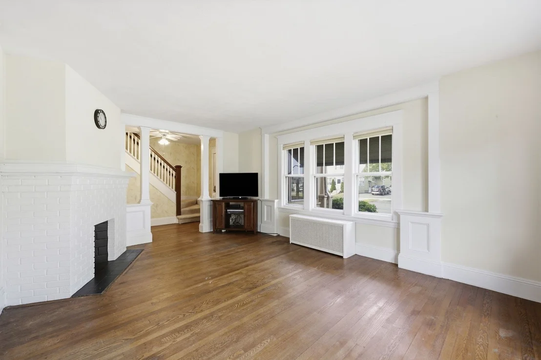 Photo of 35 Rimmon Ave