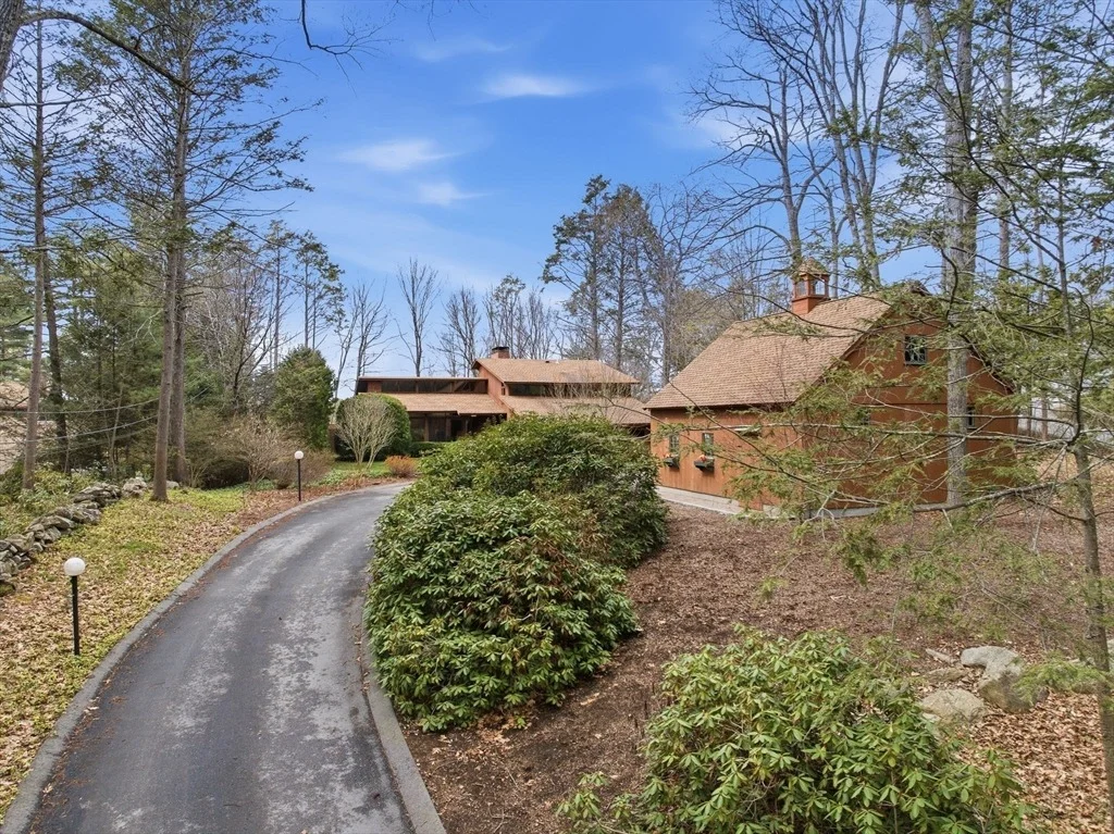Photo of 72 Warren Ave