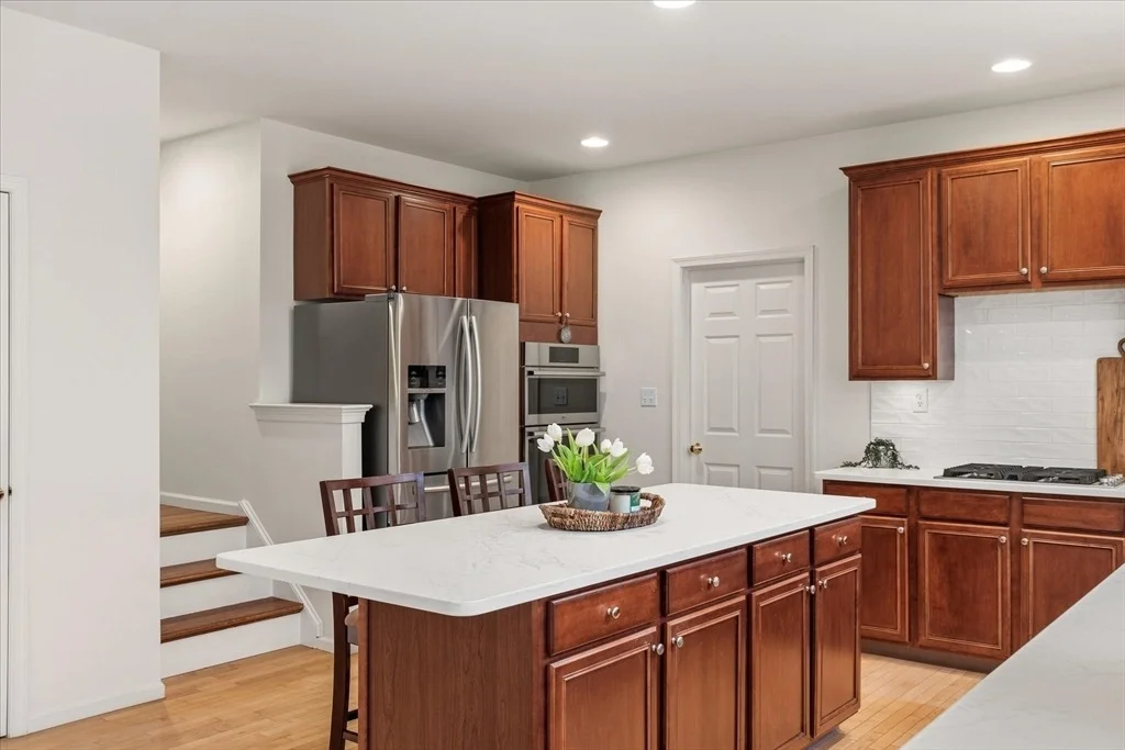 Photo of 7 Thoreau Cir