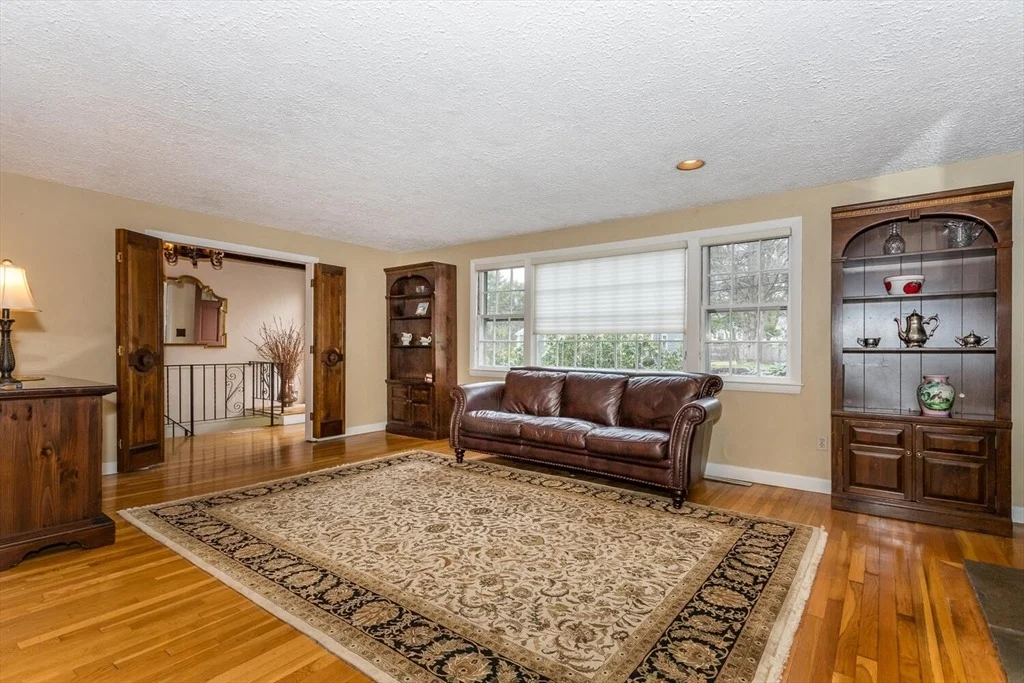 Photo of 3 Hickory Ln