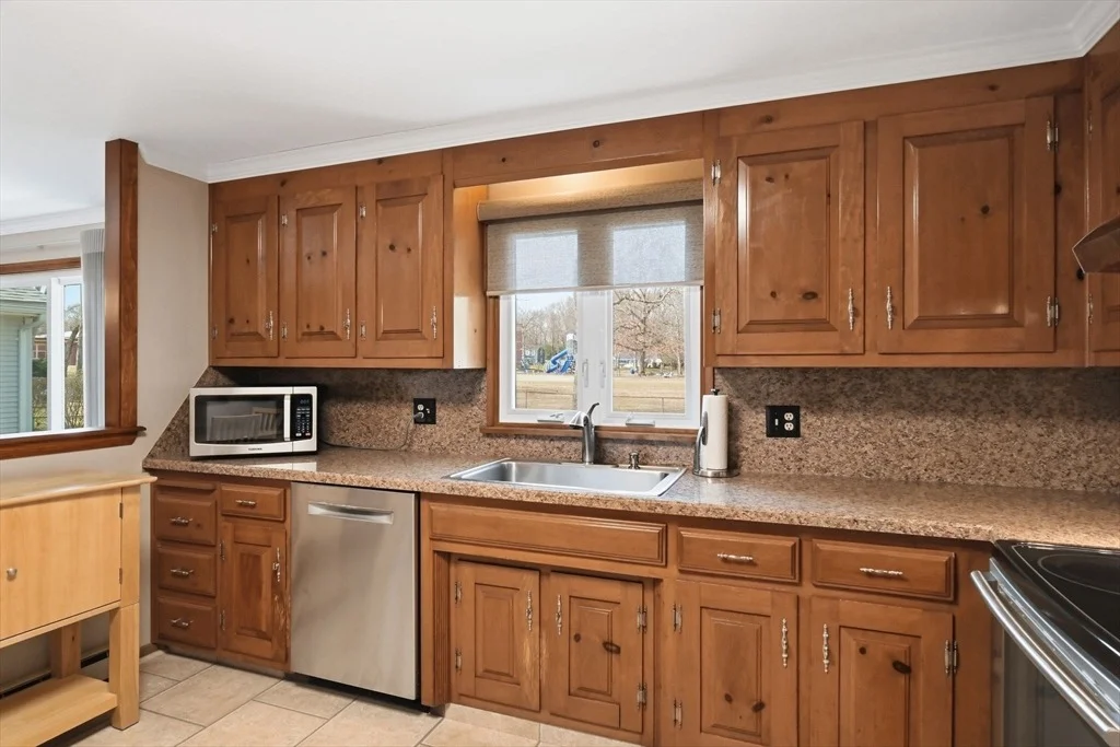 Photo of 64 Brookwood Dr