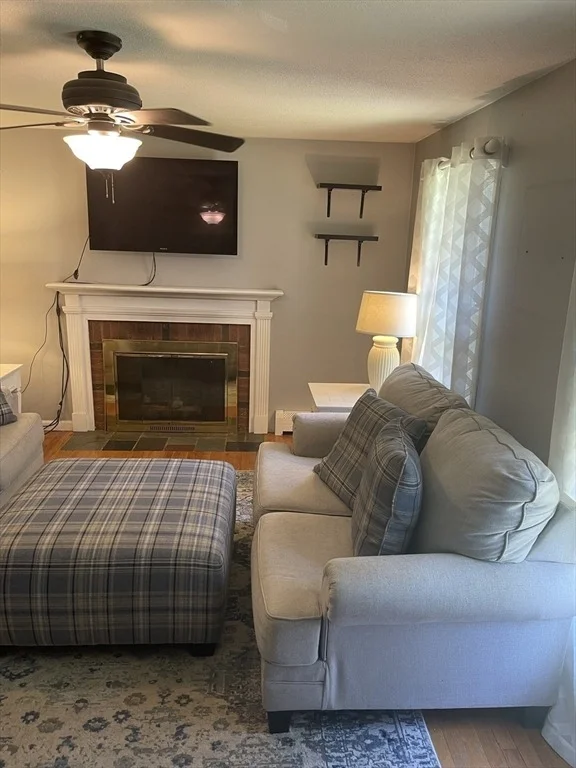 Photo of 488 Shaker Rd