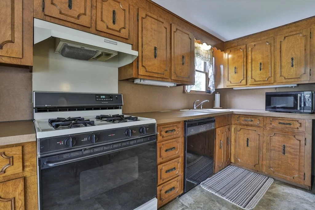 Photo of 137 Central St