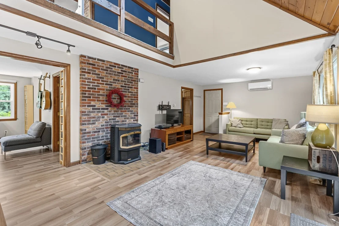 Photo of 43 Coleman Rd