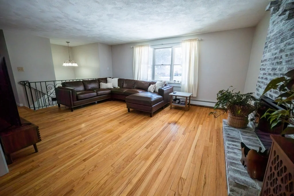 Photo of 12 Stewart Ln