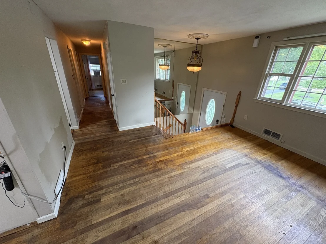 Photo of 50 Alice Rd