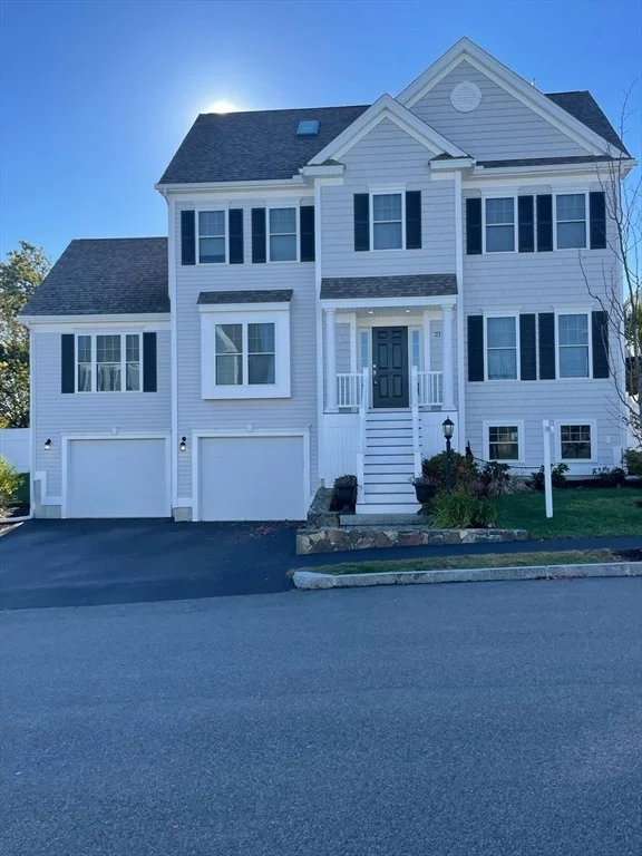 Photo of 21 Chanelle Cir