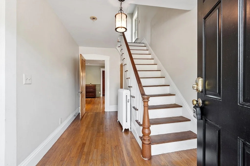Photo of 64 Central St