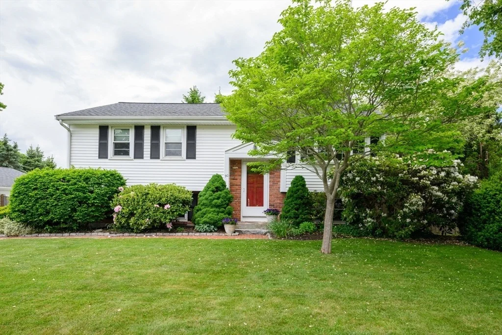 Photo of 90 Holly Rd