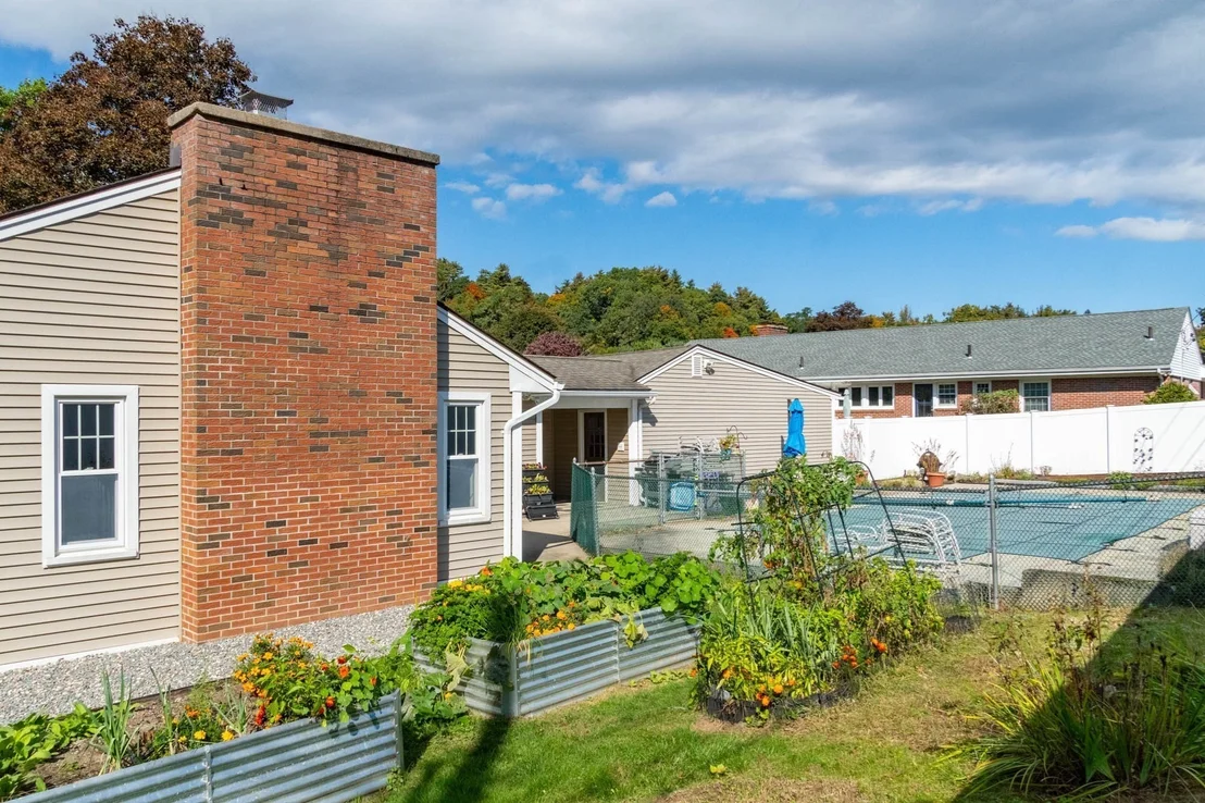 Photo of 11 Hillview Rd