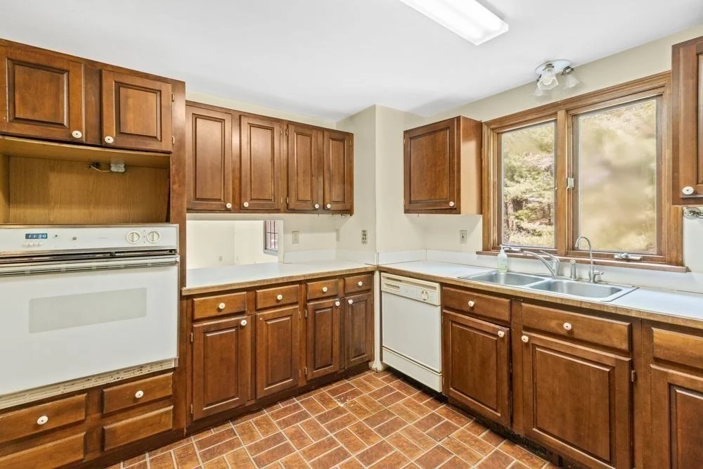 Photo of 49 Colonial