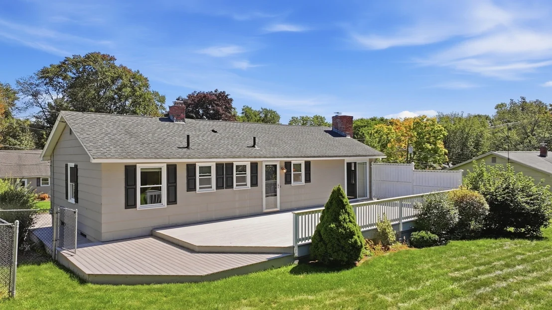 Photo of 27 Aldea Ave