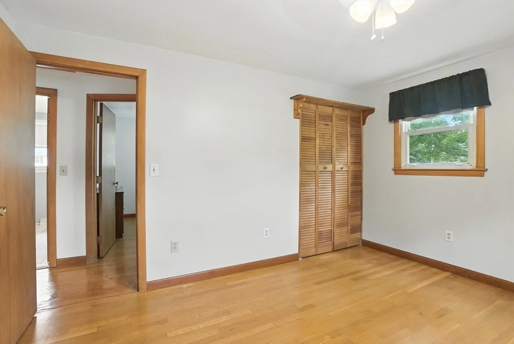 Photo of 12 Wellington Dr