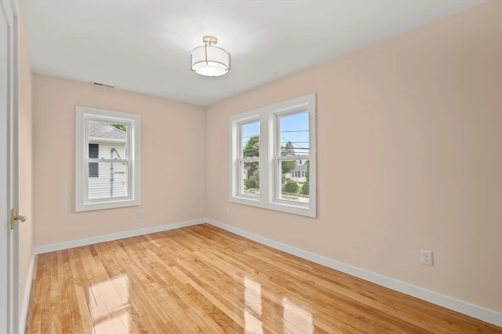 Photo of 331 Burncoat Street