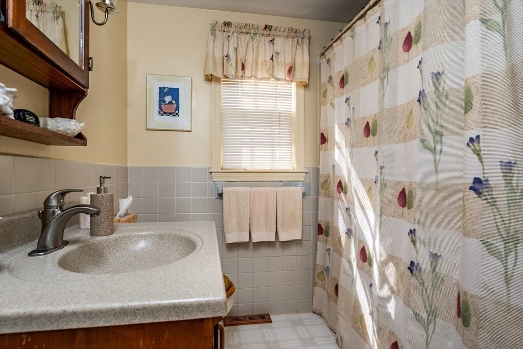 Photo of 25 Bakers Dr