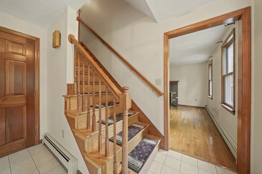 Photo of 5 Windemere Dr