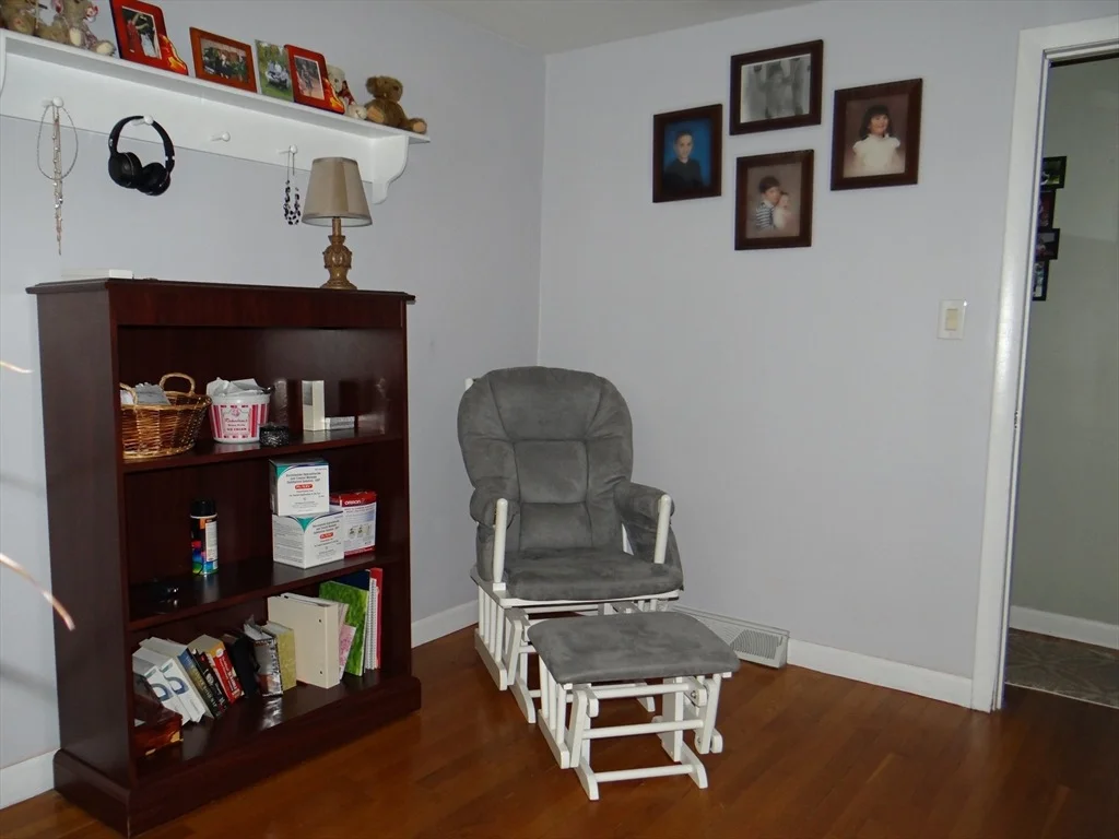 Photo of 25 Marshall Ave