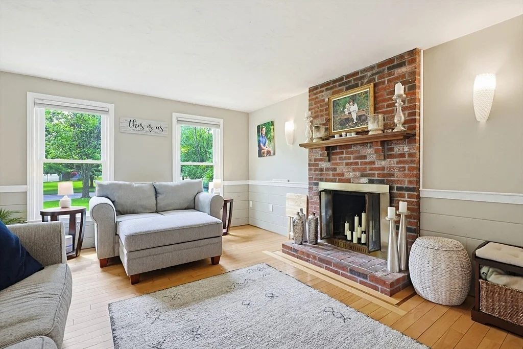 Photo of 22 Diane Dr