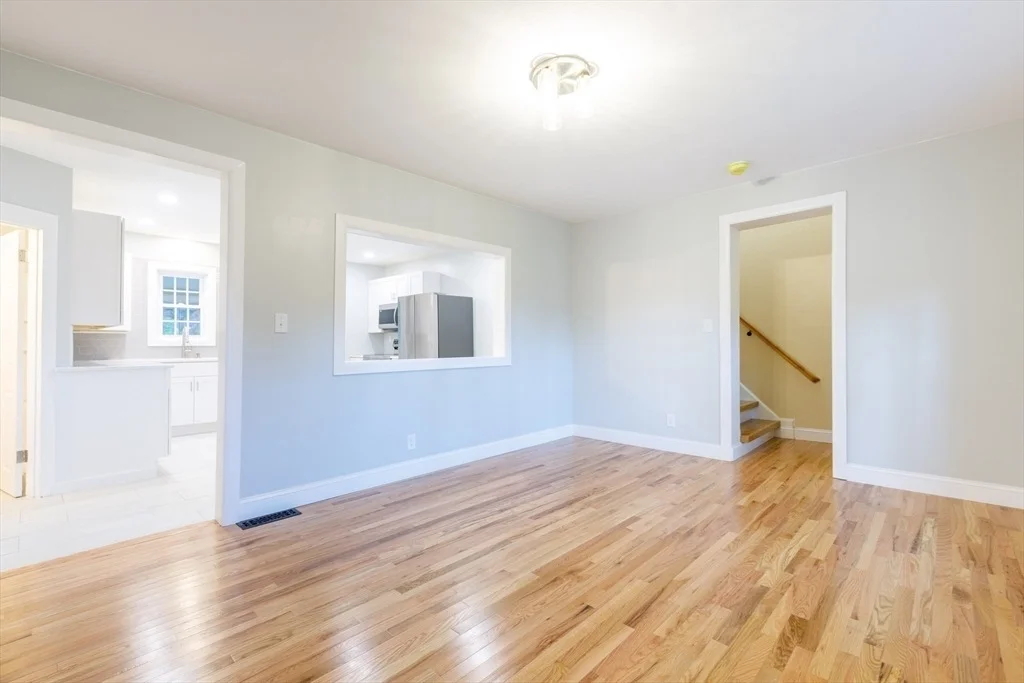 Photo of 22 Lakeside Ave