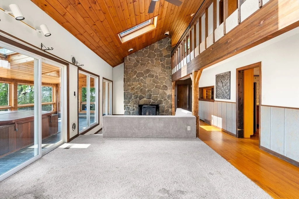 Photo of 90 Pine Ridge Rd
