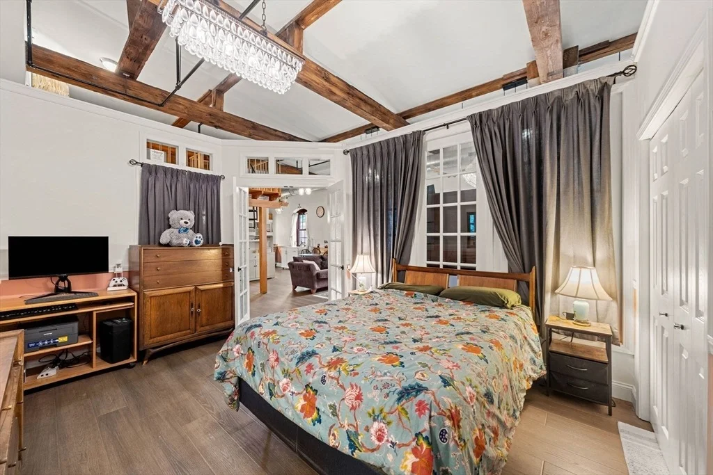 Photo of Unit 202 at 39 Millyard