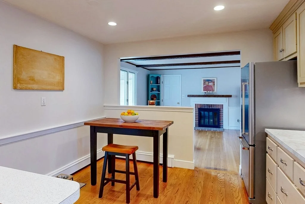 Photo of 65 Colonial Rd