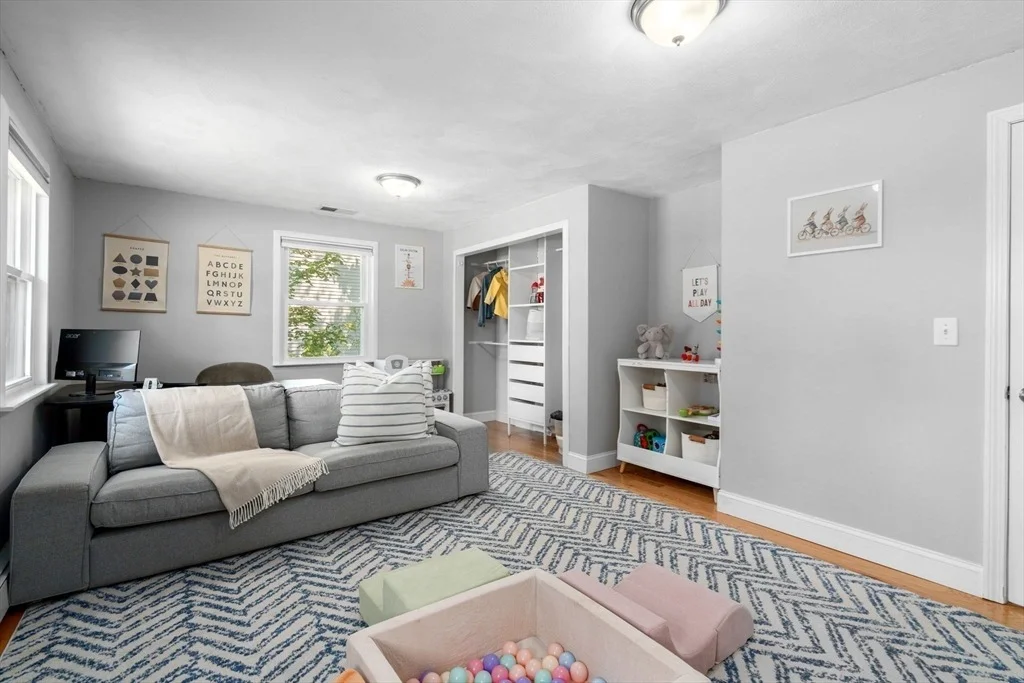 Photo of 21 Randall Rd