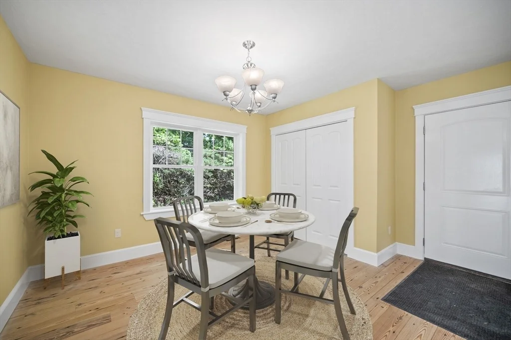 Photo of 20 Wachusett Dr