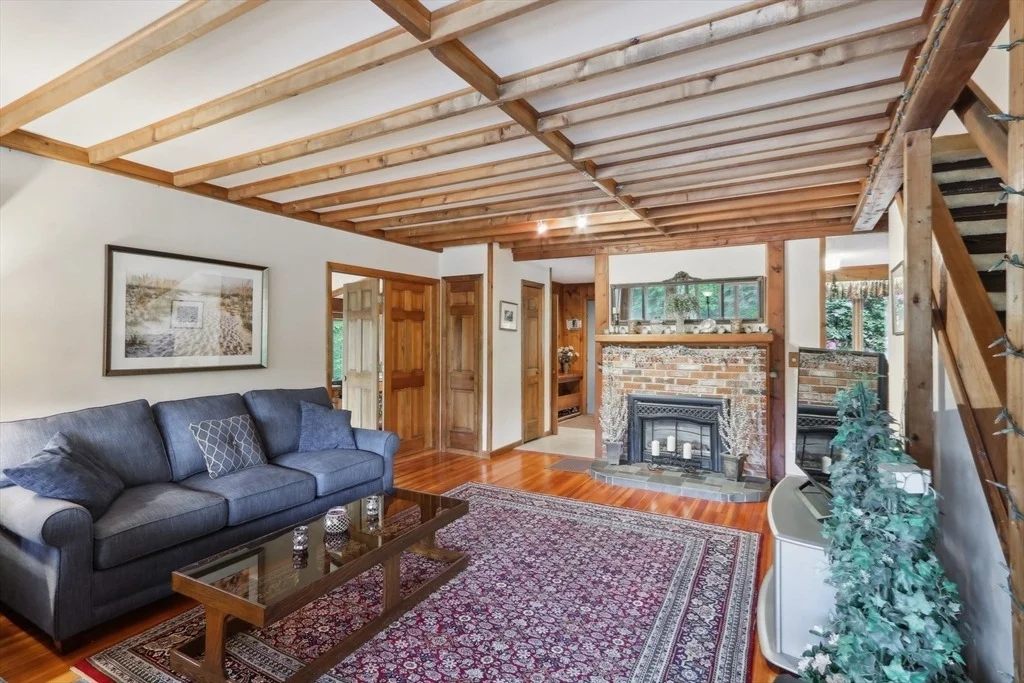 Photo of 56 Pine Point Rd