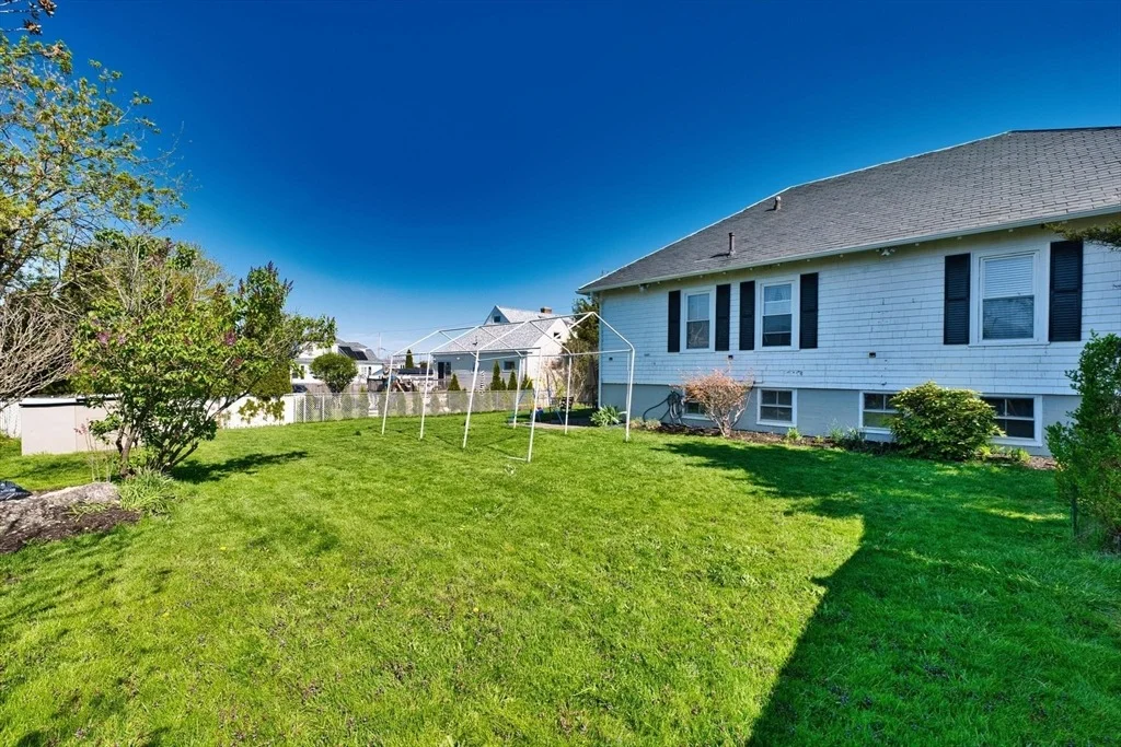 Photo of 627 King St