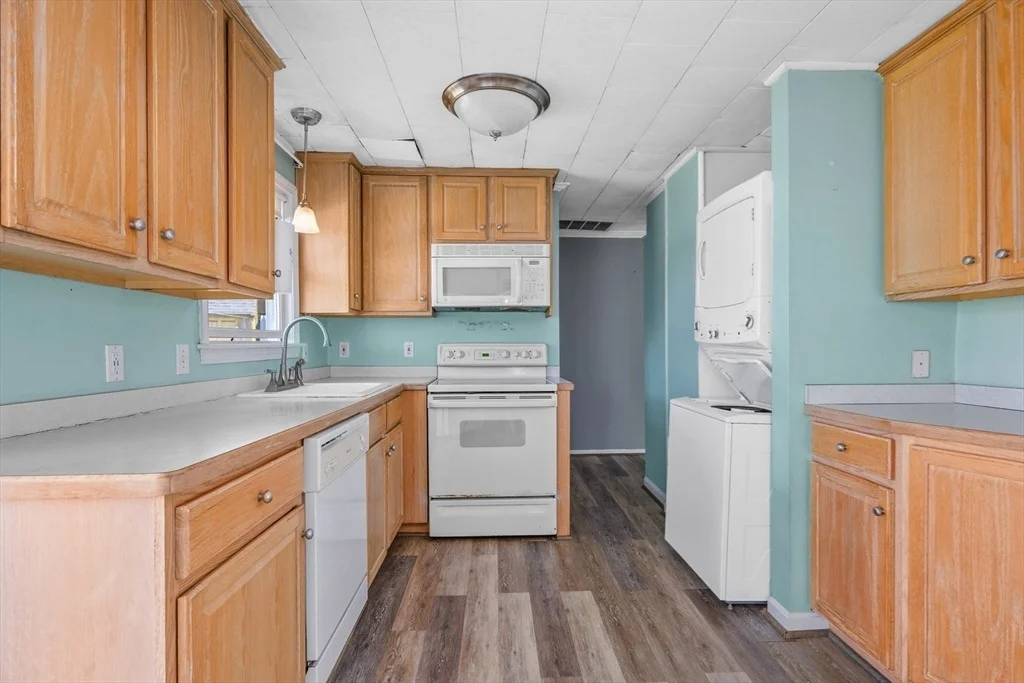 Photo of 107 Knott Ave