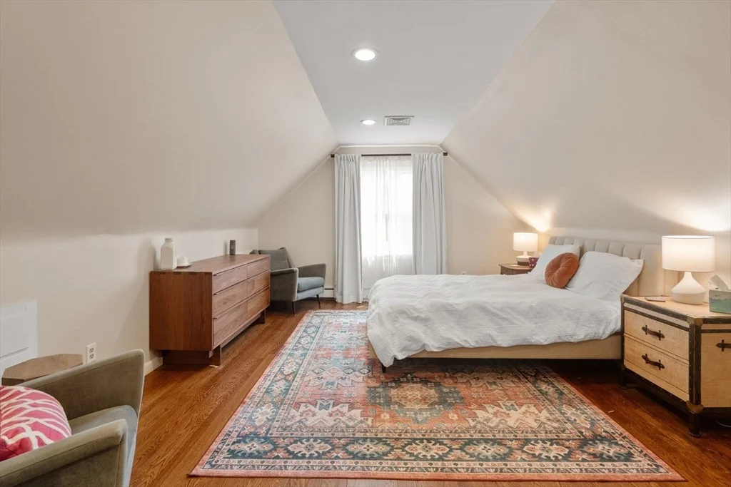 Photo of 10 Steven Ln