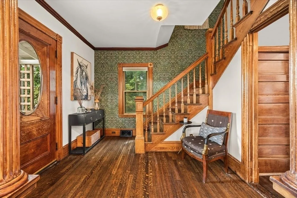 Photo of 544 Main Street