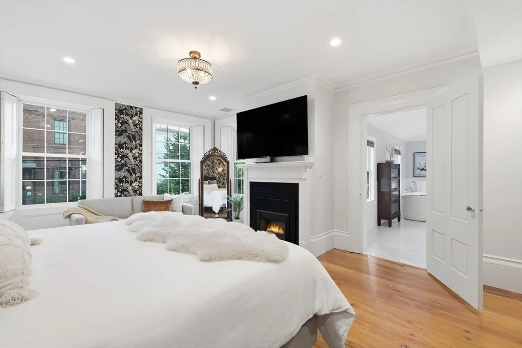 Photo of 45 Pleasant Street