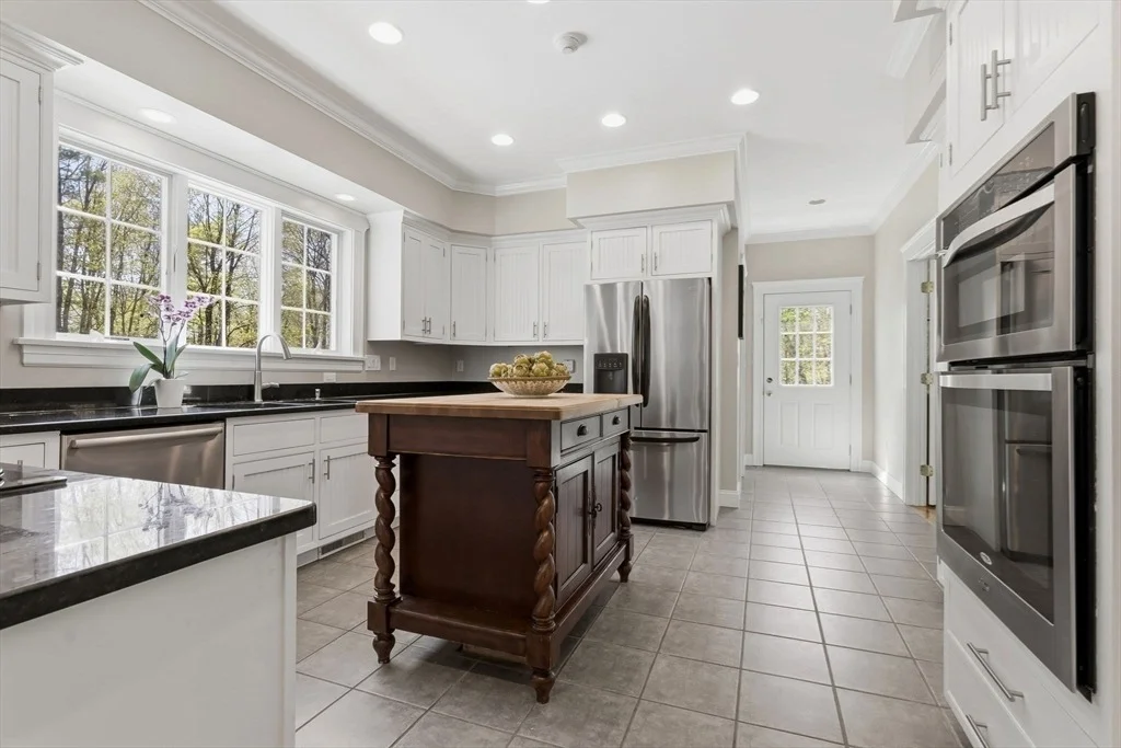 Photo of 1 Colonial Drive