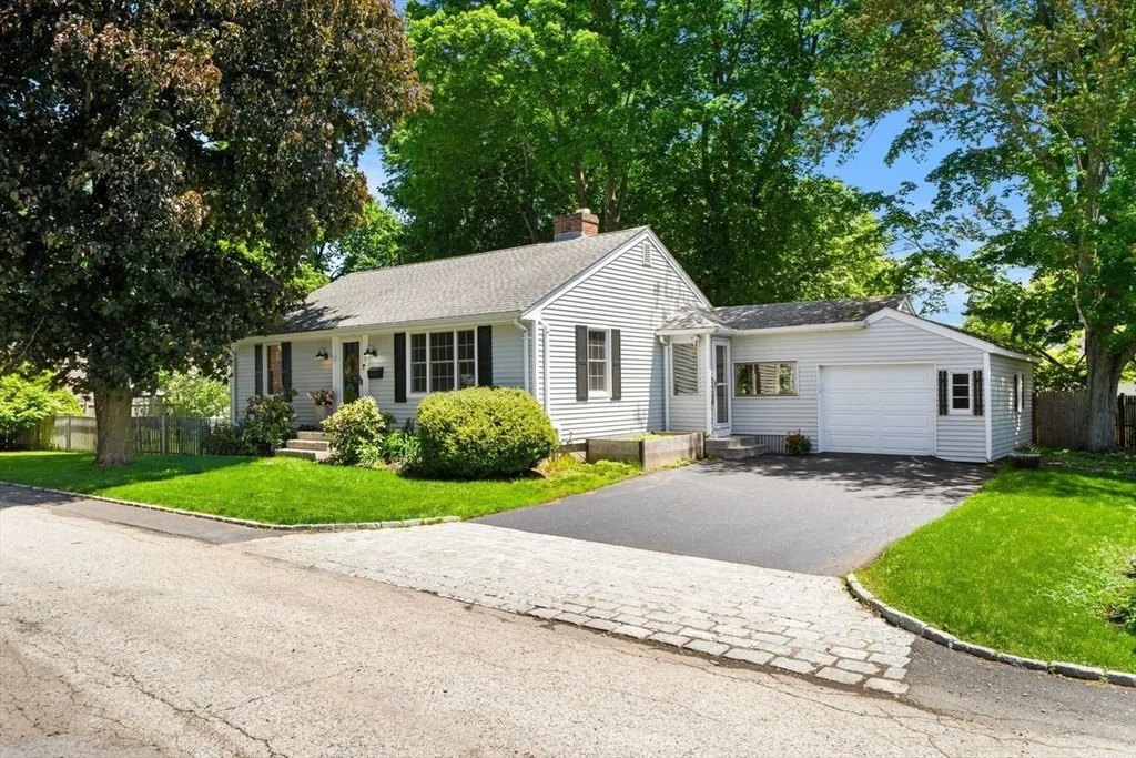Photo of 1 Sunset Lane