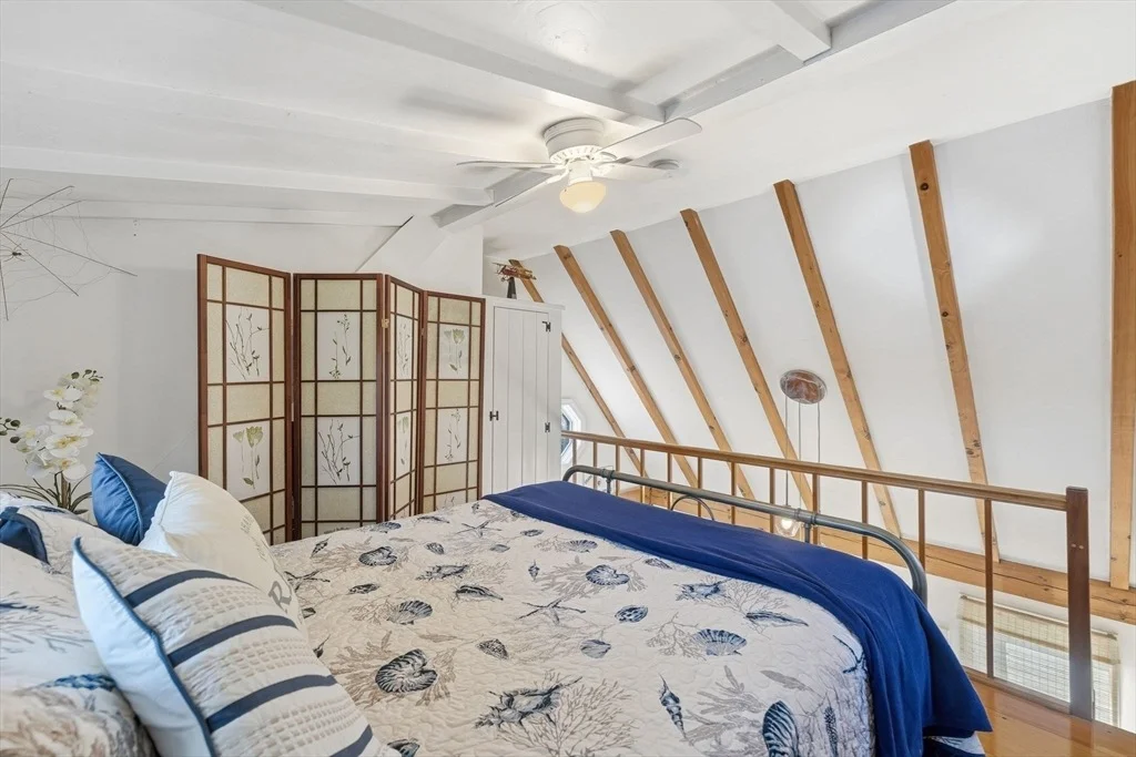Photo of 44 Oak Pl