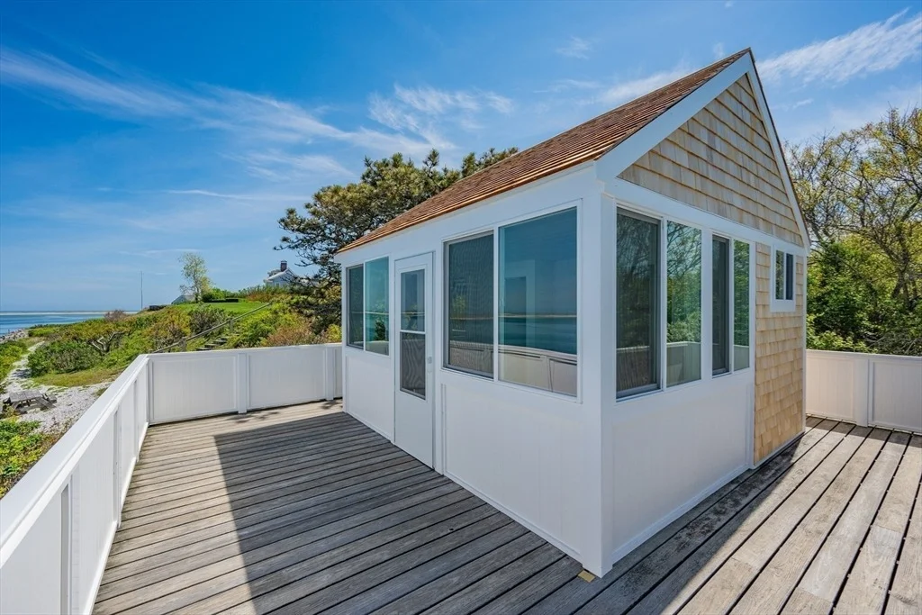 Photo of 108 Shore Road