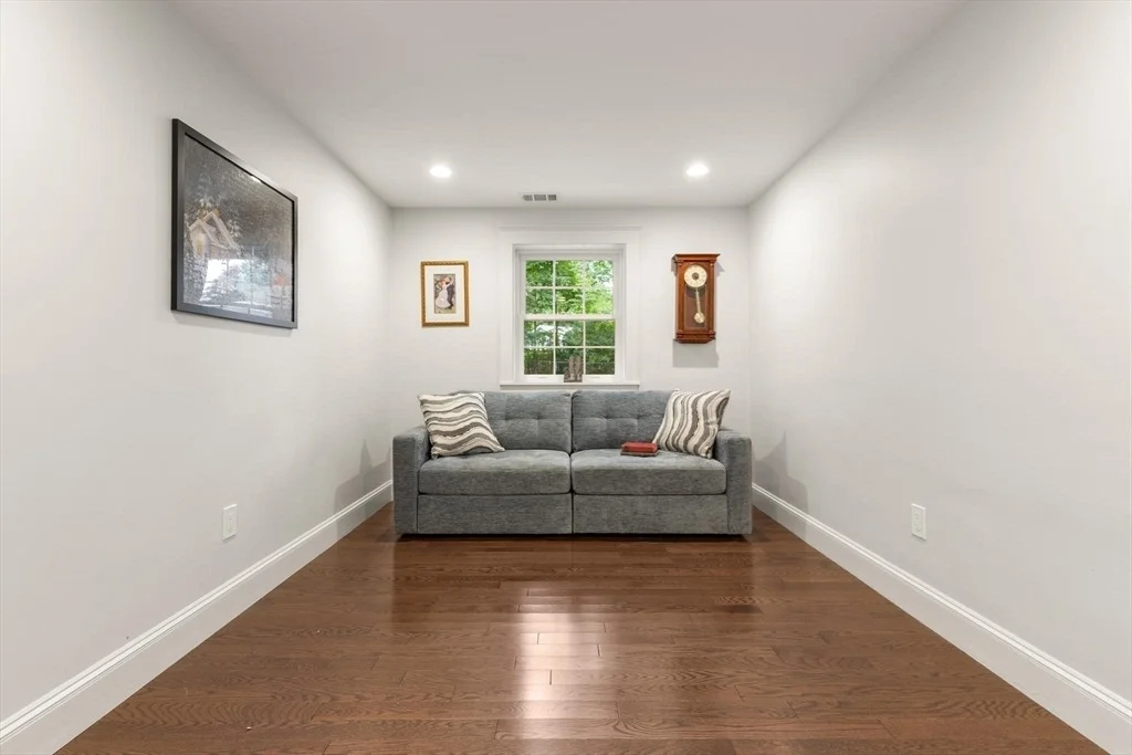 Photo of 9 Wild Rose Dr