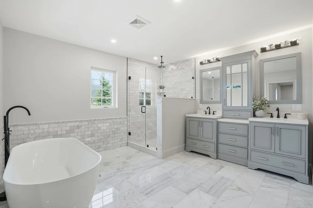 Photo of 9 Lovis Ave