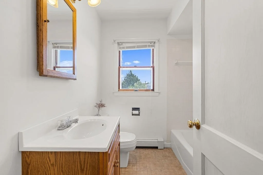 Photo of 60 Bourne Neck Dr