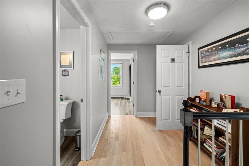 Photo of 266 Algonquin Ave