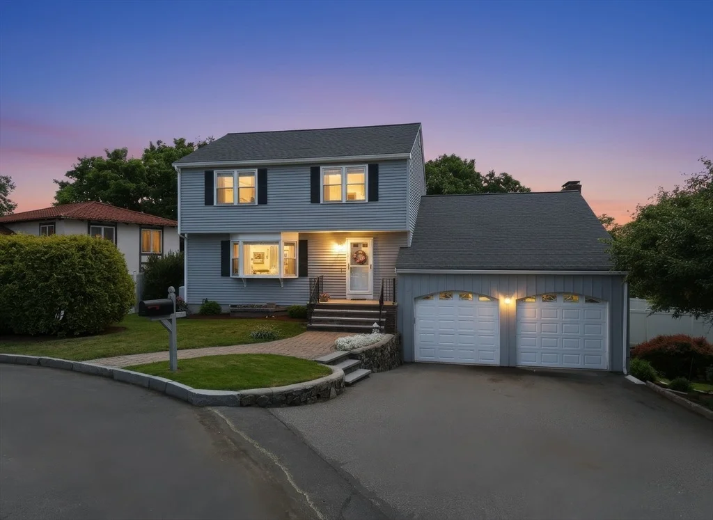 Photo of 12 Thomas Cir