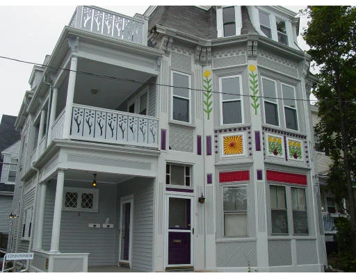 Photo of Unit 2 at 9 Gray Circle