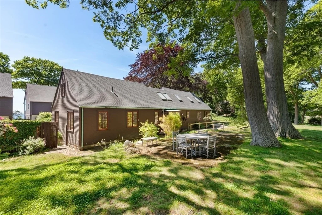 Photo of 69 Dolliver Neck Rd