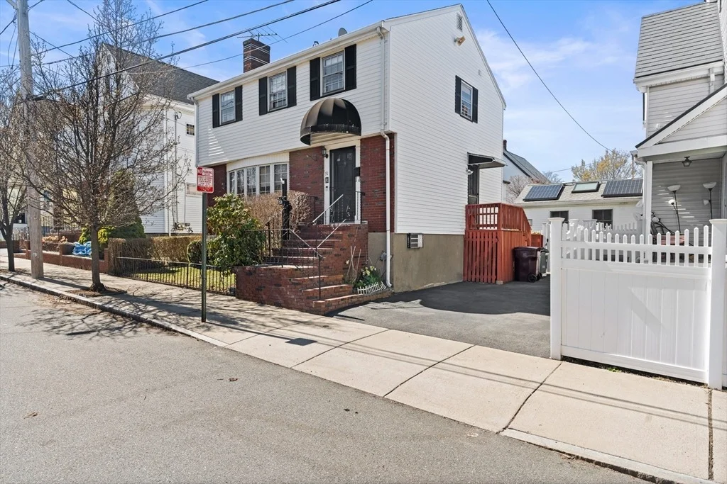 Photo of 51 Bennett St